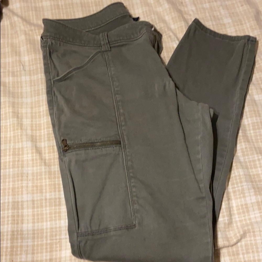 Gap pants